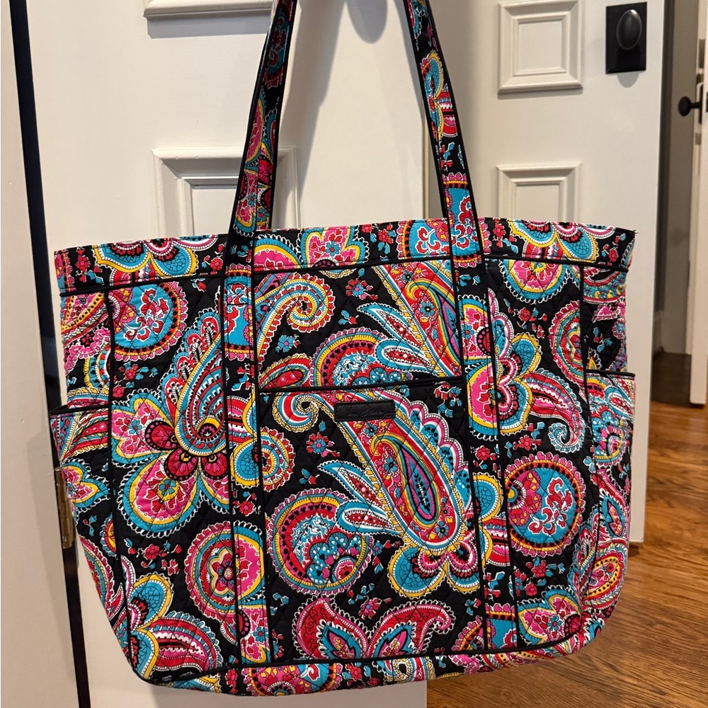 Vera Bradley Get Carried Away Tote - Parisian Paisley